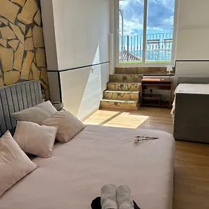  Séjour chez l'habitant In Seafront